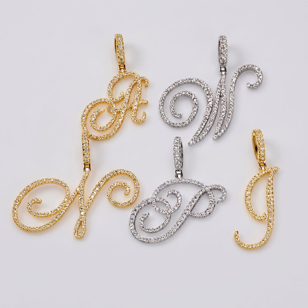 Collier initial en cristal et diamant